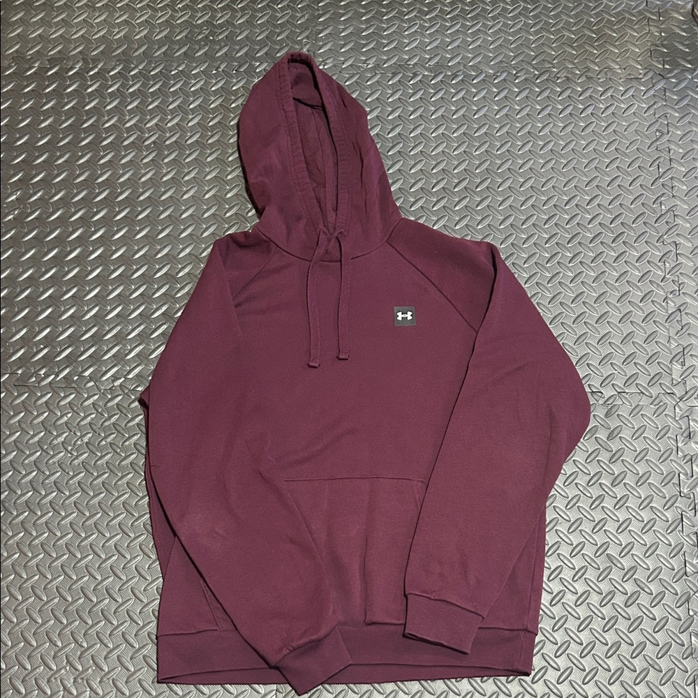 Unisex Under Armour hoodie size large